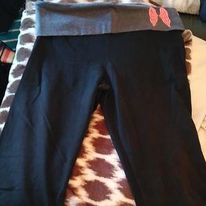 VS yoga/work out pants size medium